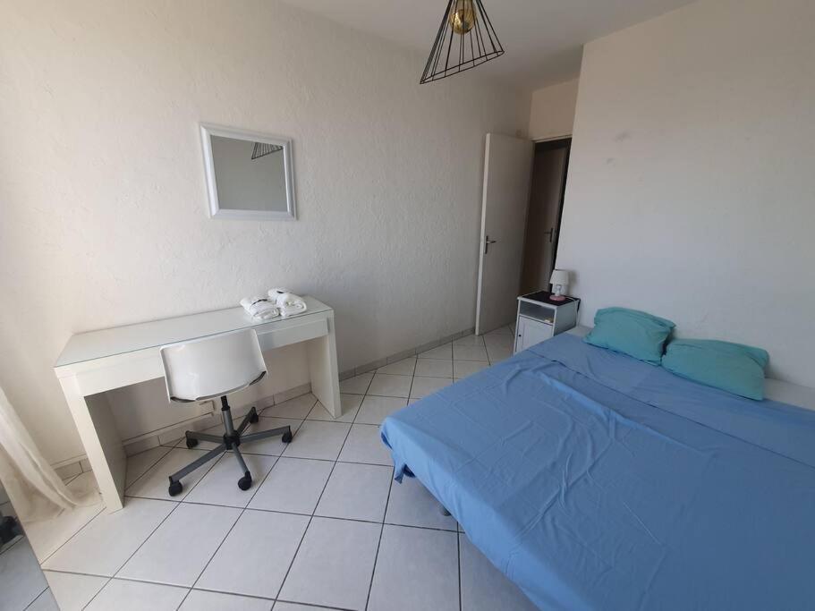 Appartement Avec 3 Chambres 80M2 Plein Sud Marignane Extérieur photo